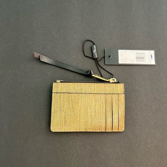 Marc Jacobs Gold Wallet - Picture 2 of 2